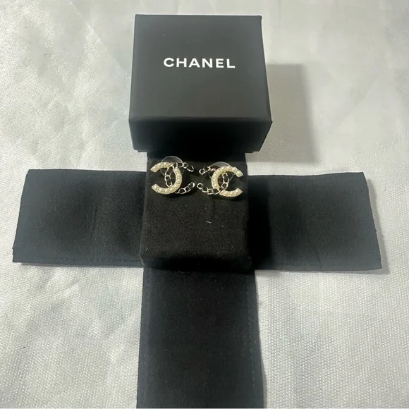 Chanel Gold and Black Pearl Earrings